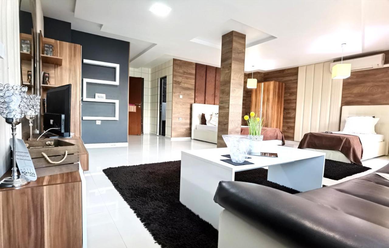 Hotel Acktion Sjoemen Buitenkant foto